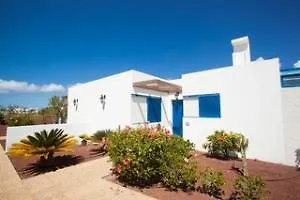 De La Marina Villa